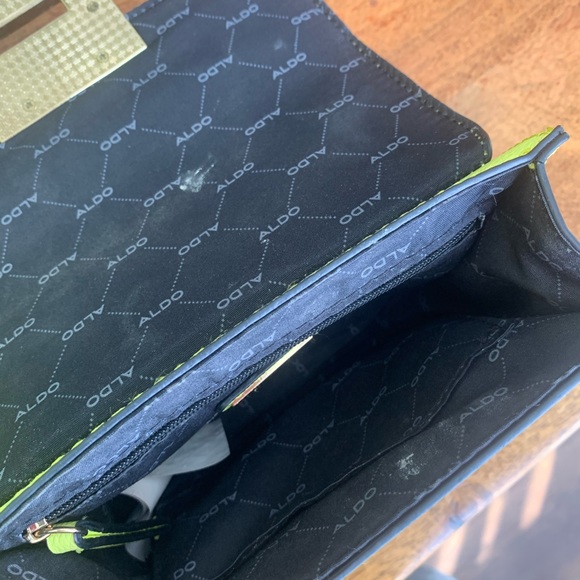 Almost new Aldo purse - Picture 4 of 4